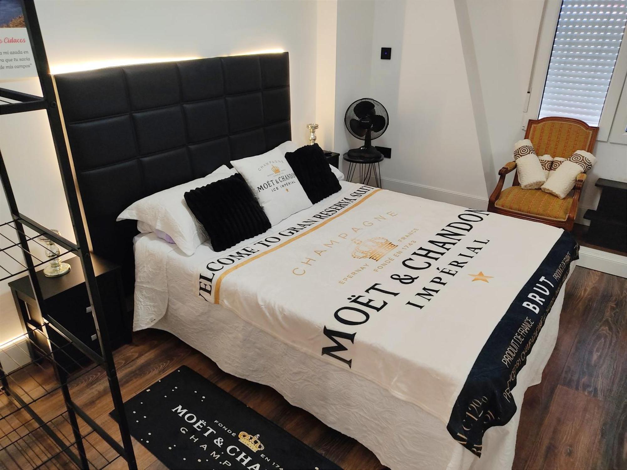 Gran Reserva Suites Centro Alojamiento Entero Logrono Luaran gambar